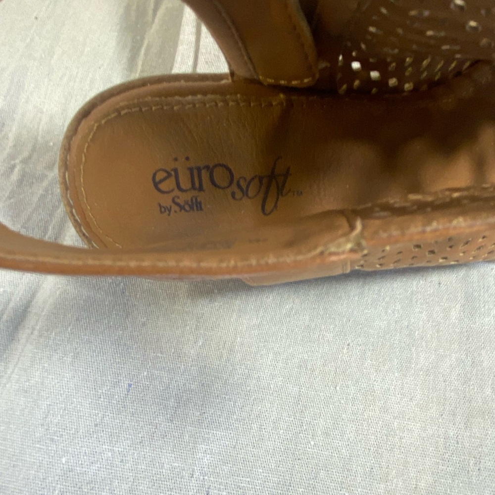 BOHO Sandals Laser Cut Design and Open Back& Peep toes, side zipper /7/ A+ - Picture 9 of 10
